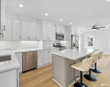14 Plymouth Avenue - Photo Thumbnail 9
