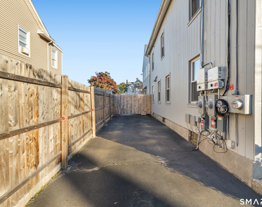 14 Plymouth Avenue - Photo Thumbnail 3
