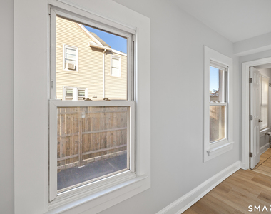 14 Plymouth Avenue - Photo Thumbnail 17