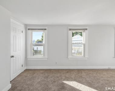 14 Plymouth Avenue - Photo Thumbnail 21