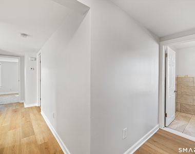 14 Plymouth Avenue - Photo Thumbnail 31