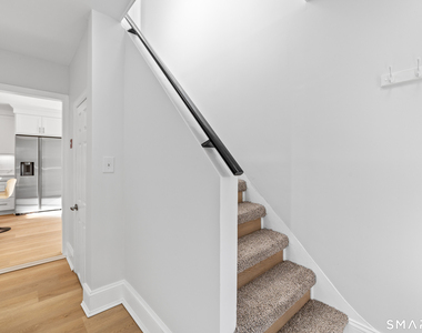 14 Plymouth Avenue - Photo Thumbnail 6