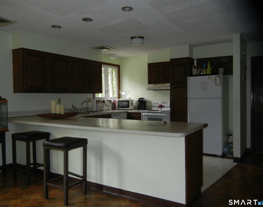32 Cherry Street - Photo Thumbnail 7