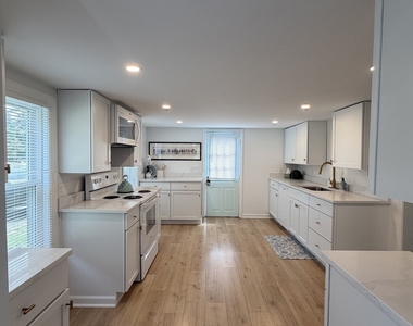 70 Cottage Road - Photo Thumbnail 4