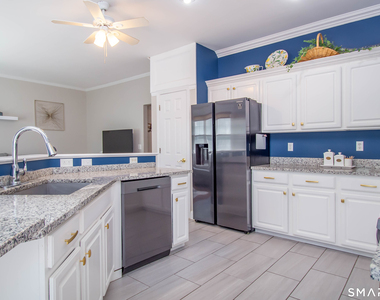 30 Hickory Hill - Photo Thumbnail 11