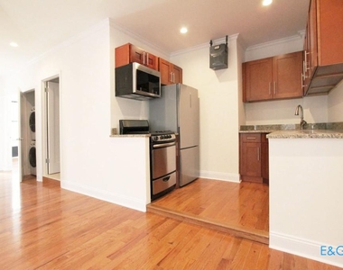 1 Bennett Avenue - Photo Thumbnail 6