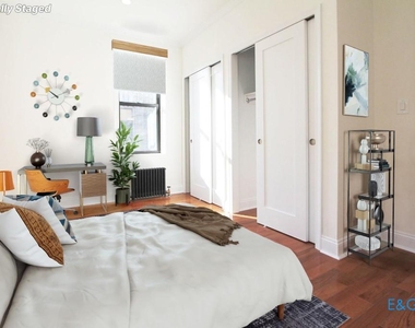 1 Bennett Avenue - Photo Thumbnail 4