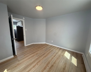 2812 Lanpark St - Photo Thumbnail 12
