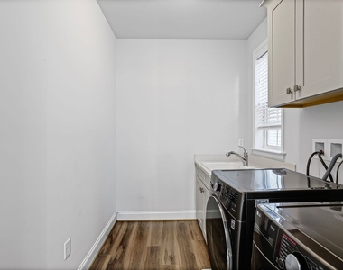709 Withers Park Drive - Photo Thumbnail 31