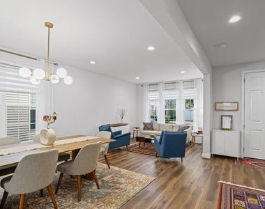 709 Withers Park Drive - Photo Thumbnail 10