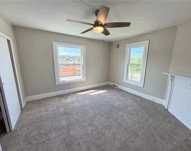 1305 Grimes St - Photo Thumbnail 11