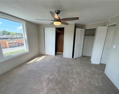 1303 Grimes St - Photo Thumbnail 11
