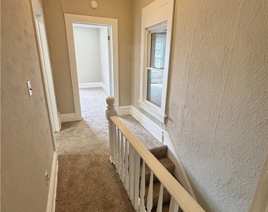 311 E Reynolds St - Photo Thumbnail 14