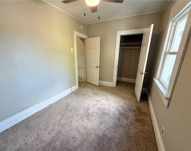 311 E Reynolds St - Photo Thumbnail 16