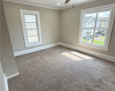 311 E Reynolds St - Photo Thumbnail 13