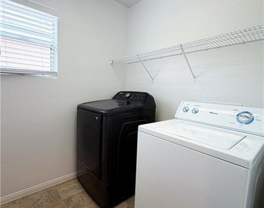 9031 Spring Star Court - Photo Thumbnail 8