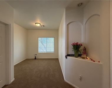 206 Heiple Court - Photo Thumbnail 17