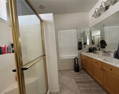 206 Heiple Court - Photo Thumbnail 10