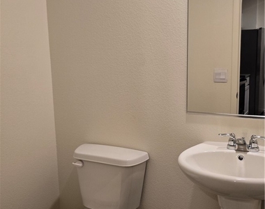 4857 Orchid Ridge Avenue - Photo Thumbnail 3
