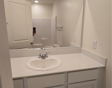 4857 Orchid Ridge Avenue - Photo Thumbnail 11