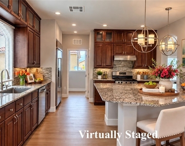 5718 Woodchester Avenue - Photo Thumbnail 52