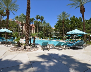 270 E Flamingo Road - Photo Thumbnail 17