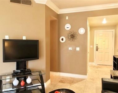 270 Flamingo Road - Photo Thumbnail 5