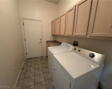 1854 Mountain Ranch Avenue - Photo Thumbnail 15