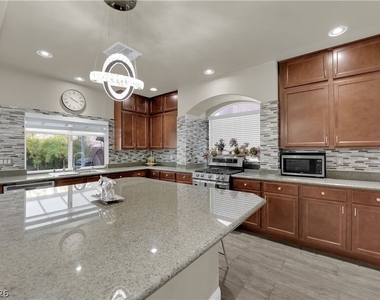 6334 White Heron Court - Photo Thumbnail 18