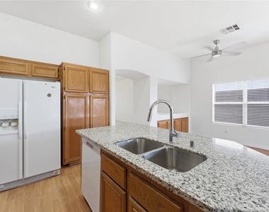 3872 Crest Horn Dr Drive - Photo Thumbnail 5