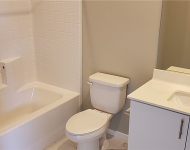 11278 Kraft Mountain Avenue - Photo Thumbnail 6