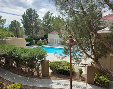 1909 Rio Canyon Court - Photo Thumbnail 2