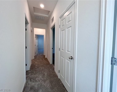 6498 Bayley Springs Avenue - Photo Thumbnail 10