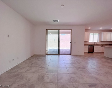 6498 Bayley Springs Avenue - Photo Thumbnail 1
