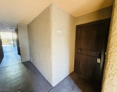 2200 S Fort Apache Road - Photo Thumbnail 3