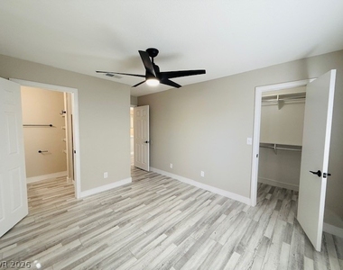 2200 S Fort Apache Road - Photo Thumbnail 13