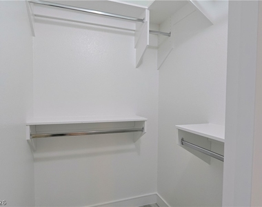 2200 S Fort Apache Road - Photo Thumbnail 13