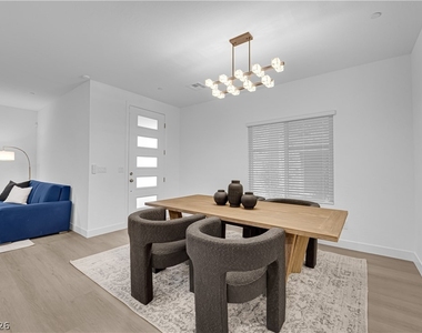 600 N Carriage Hill Drive - Photo Thumbnail 11