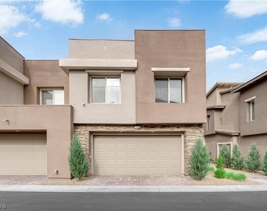 600 N Carriage Hill Drive - Photo Thumbnail 6