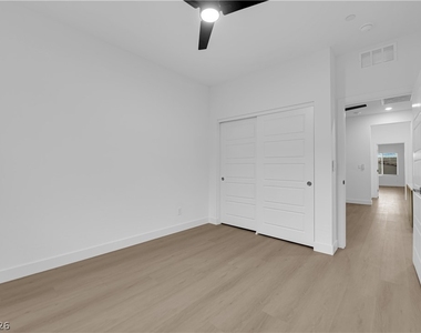 600 N Carriage Hill Drive - Photo Thumbnail 31