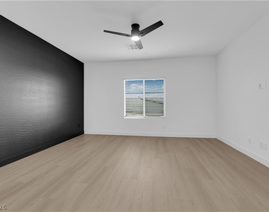 600 N Carriage Hill Drive - Photo Thumbnail 38
