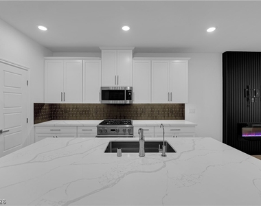 600 N Carriage Hill Drive - Photo Thumbnail 20