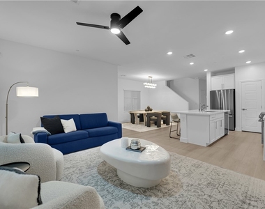600 N Carriage Hill Drive - Photo Thumbnail 14