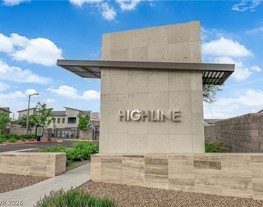 600 N Carriage Hill Drive - Photo Thumbnail 1
