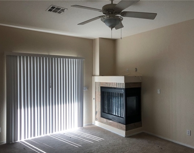 1012 Royal Birch Lane - Photo Thumbnail 10
