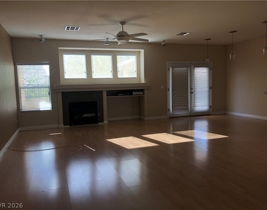 1012 Royal Birch Lane - Photo Thumbnail 2