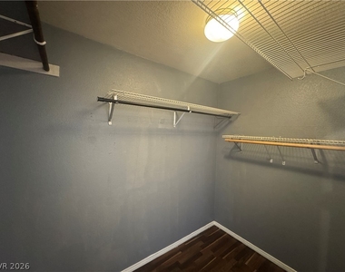 5033 Vista Del Rancho Way - Photo Thumbnail 6