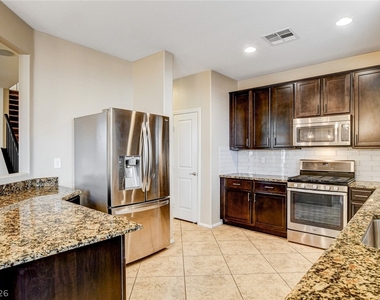 7100 Placid Lake Avenue - Photo Thumbnail 12