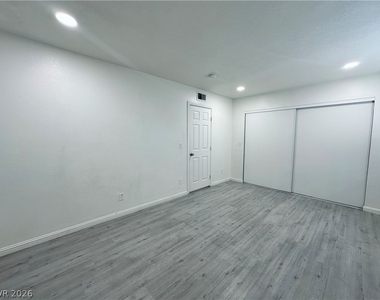 4225 Stewart Avenue - Photo Thumbnail 17
