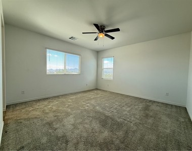 9980 Perth Court - Photo Thumbnail 16